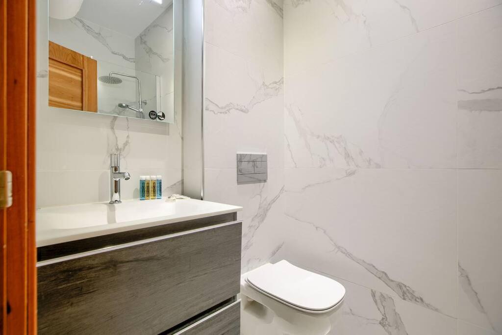 Cozy Flat In The Center Of Madrid-Comend-3-De Esterno foto