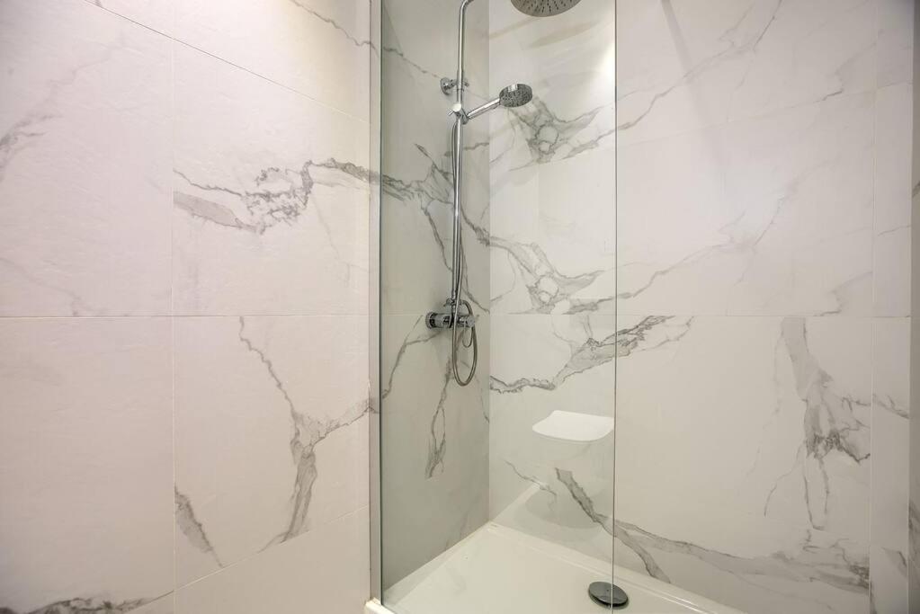 Cozy Flat In The Center Of Madrid-Comend-3-De Esterno foto